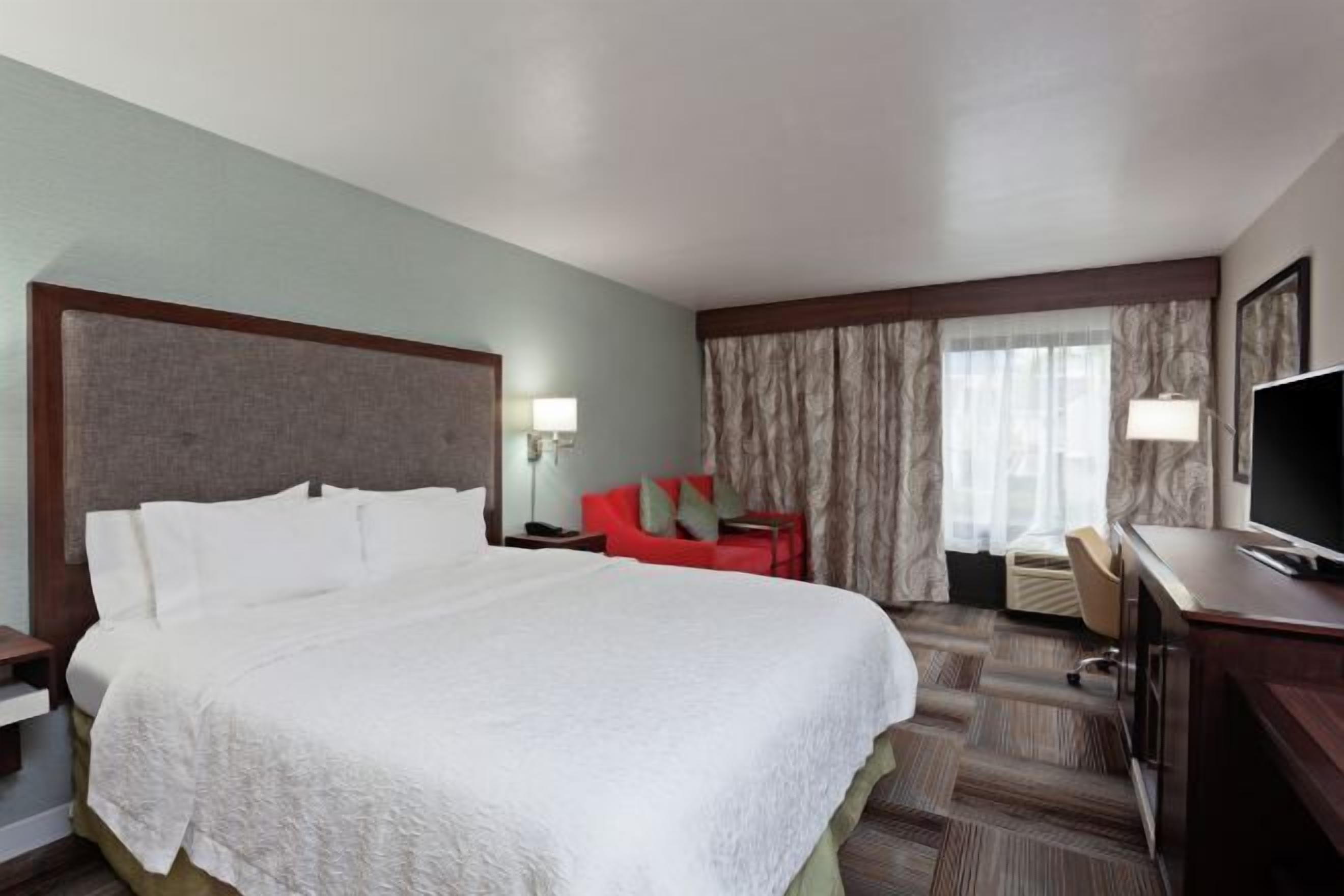 Ropa de cama hipoalergénica, escritorio, tabla de planchar con plancha