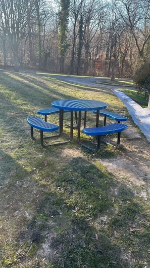 BBQ/picnic area