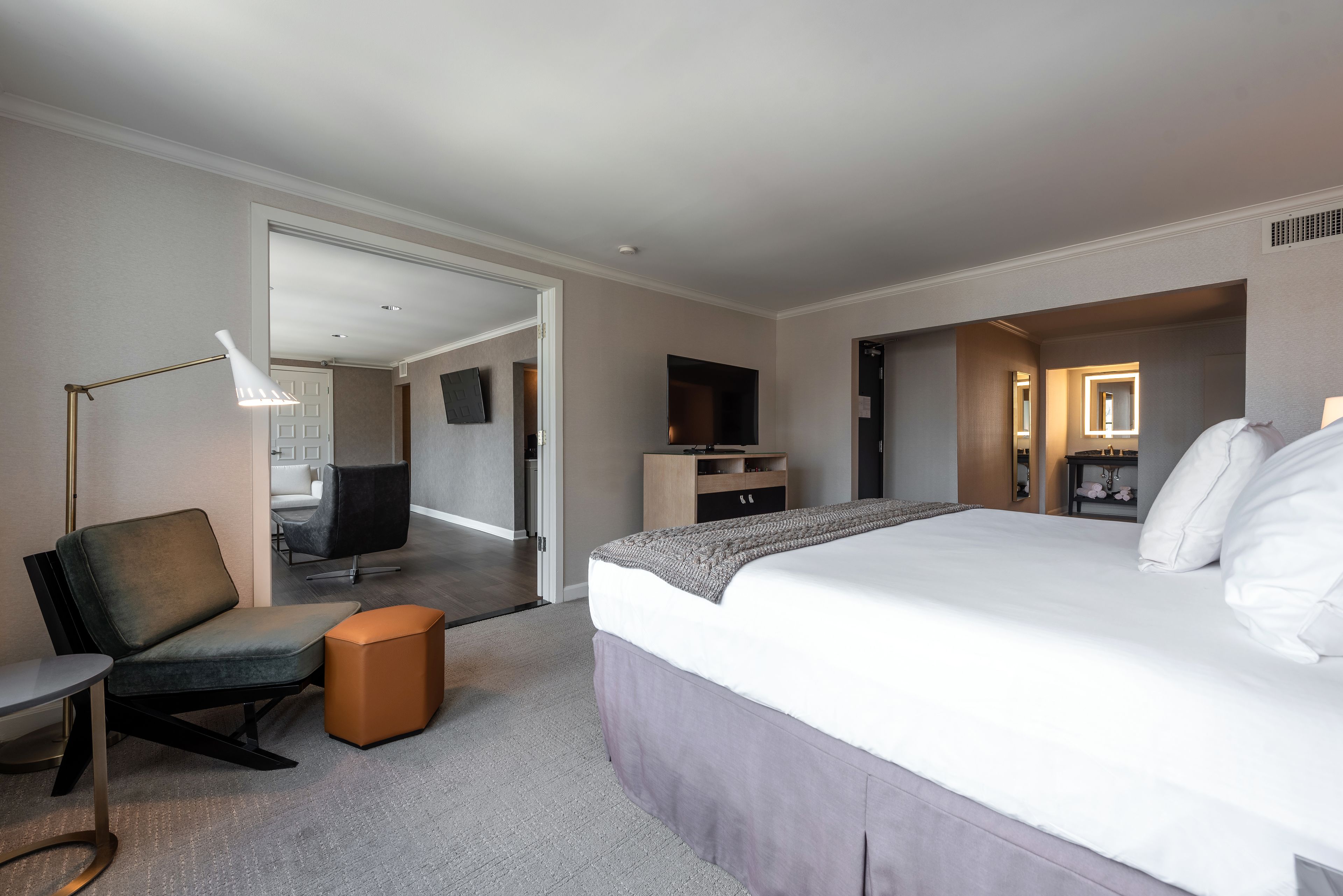 1 bedroom, hypo-allergenic bedding, in-room safe, desk