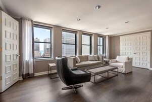 Suite, 1 King Bed (2 Room) | Hypo-allergenic bedding, in-room safe, desk, laptop workspace