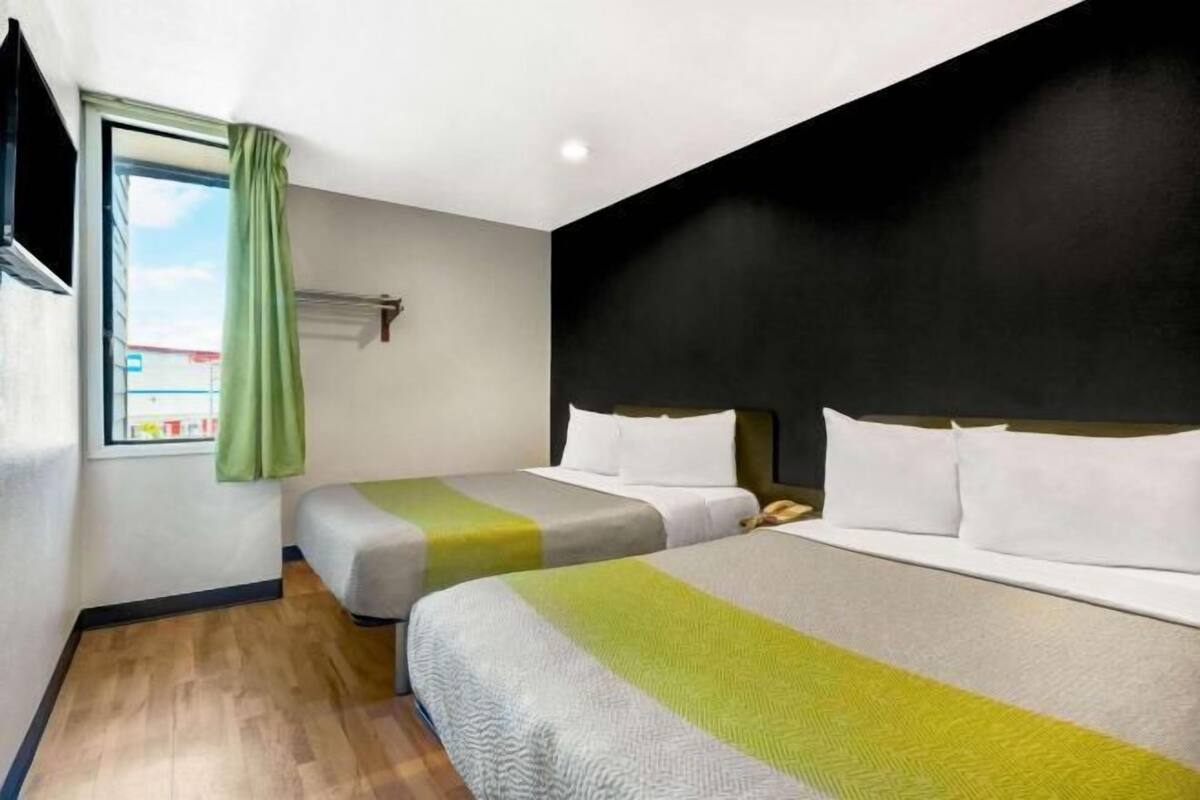Cribs (free), WiFi (free), alarm clocks, bed sheets