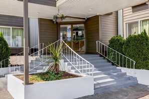 مدخل المنشأة