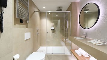环保洗浴用品、吹风机、毛巾