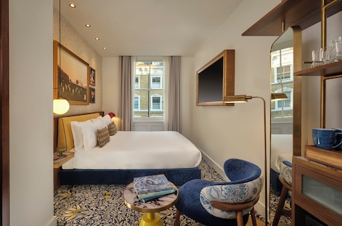 The Cura Hotel Kensington, London, a Tribute Portfolio Hotel