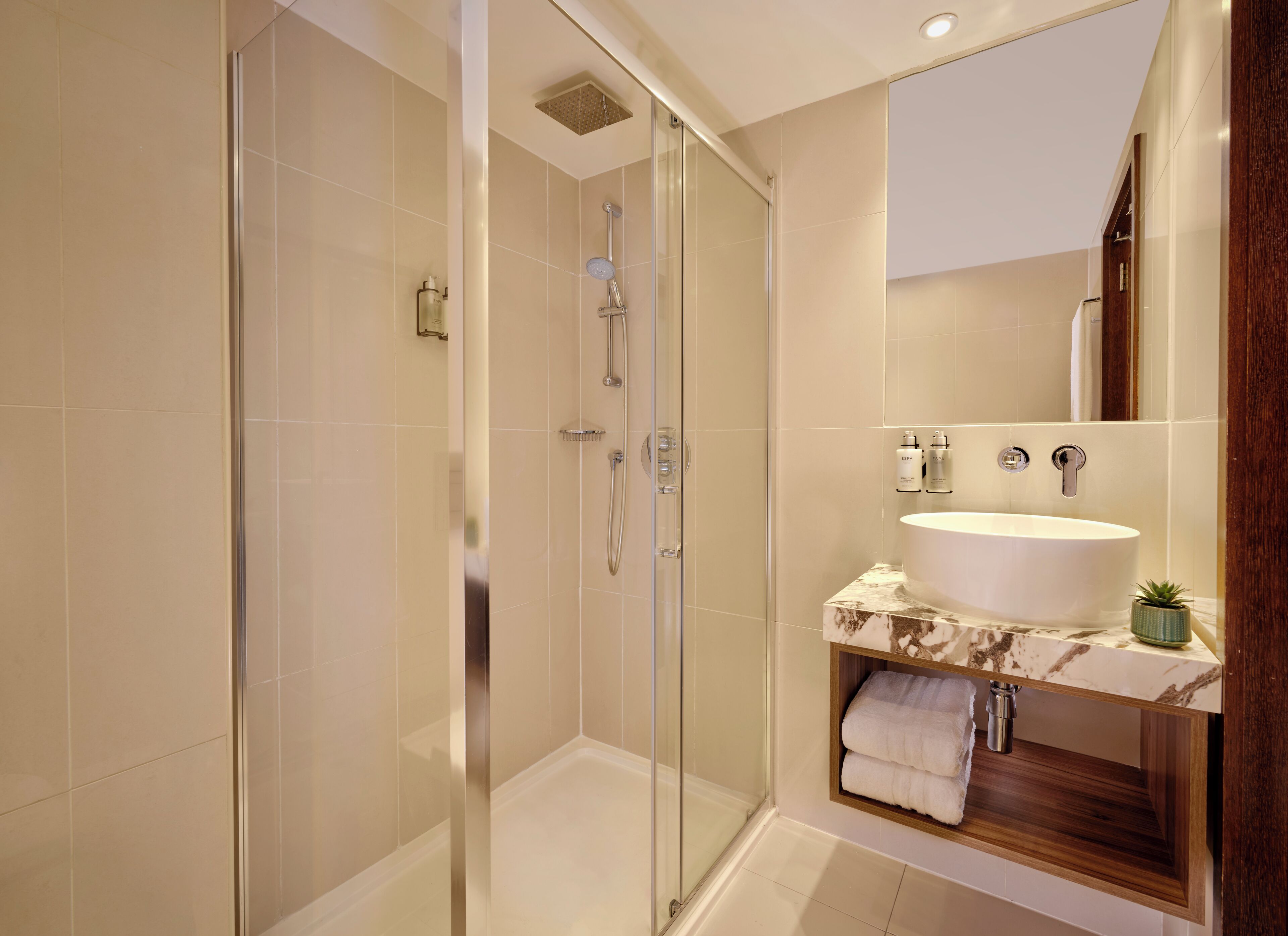 Foto - The Cura Hotel Kensington, London, a Tribute Portfolio Hotel