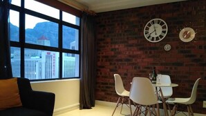 Dining - Hotel On St Georges (Cape Town)
