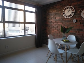 Dining - Hotel On St Georges (Cape Town)