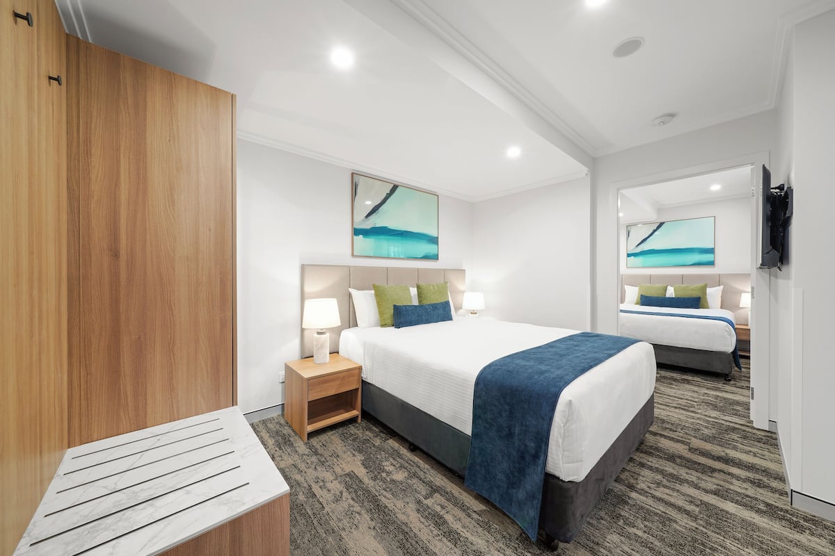 Suite Exécutive | Matelas Select Comfort, bureau, fer et planche à repasser, Wi-Fi gratuit