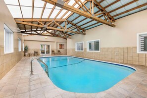 Piscine intérieure