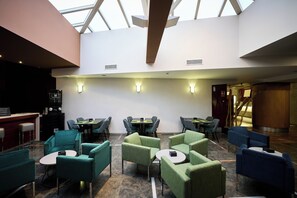 Serveert lunch en diner