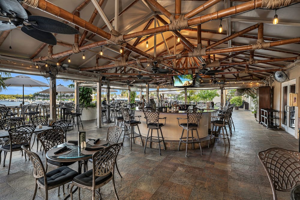 Bayfront Inn Fifth Avenue