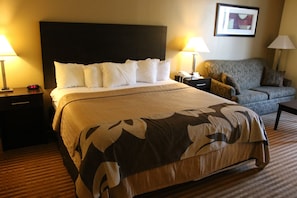 Premium bedding, in-room safe, individually furnished, desk