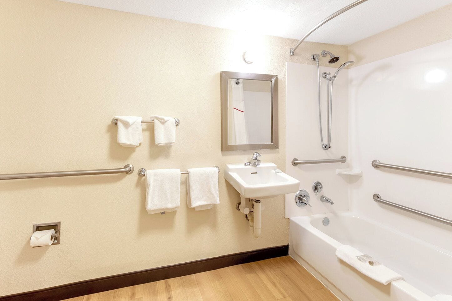 Foto - Red Roof Inn PLUS+ Mt Pleasant - Patriots Point