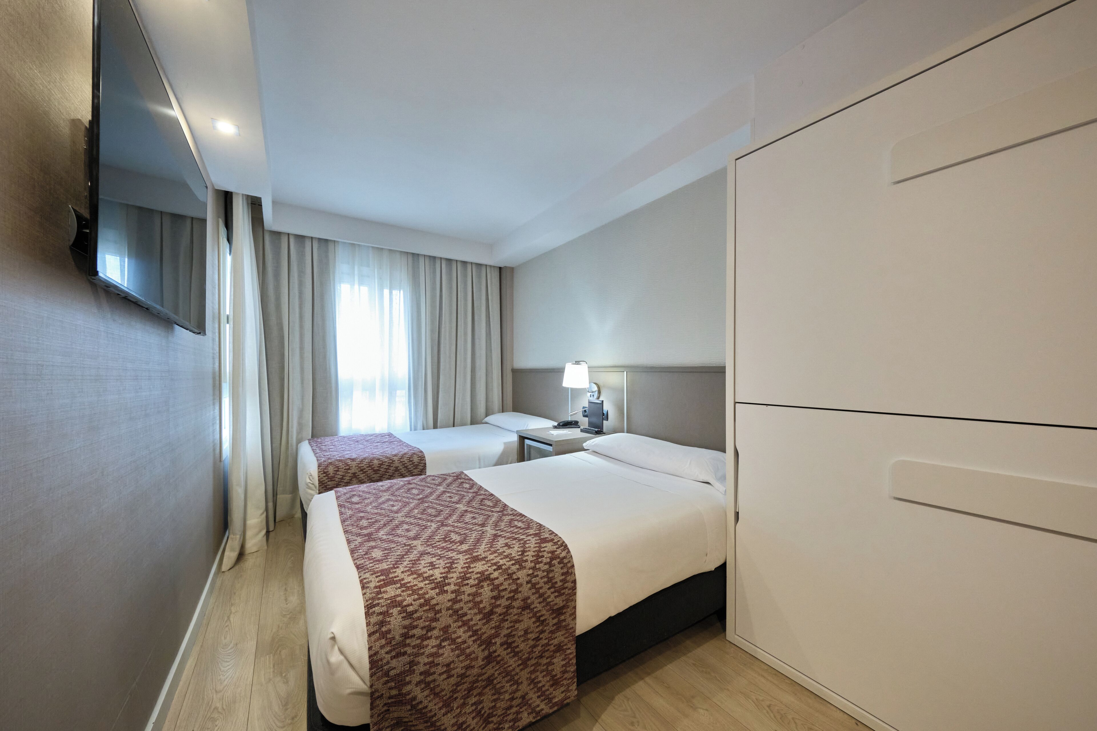 Phòng dành cho gia đình (2 adults + 2 children) | Két bảo mật tại phòng, bàn, bàn ủi/dụng cụ ủi quần áo 