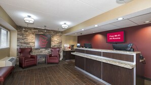 Lobby - Red Roof Inn Toledo - Maumee (Maumee)