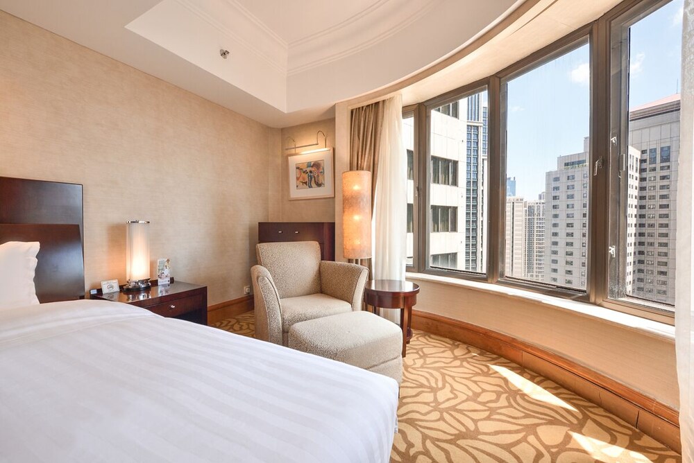 Furama Hotel Dalian photo 2