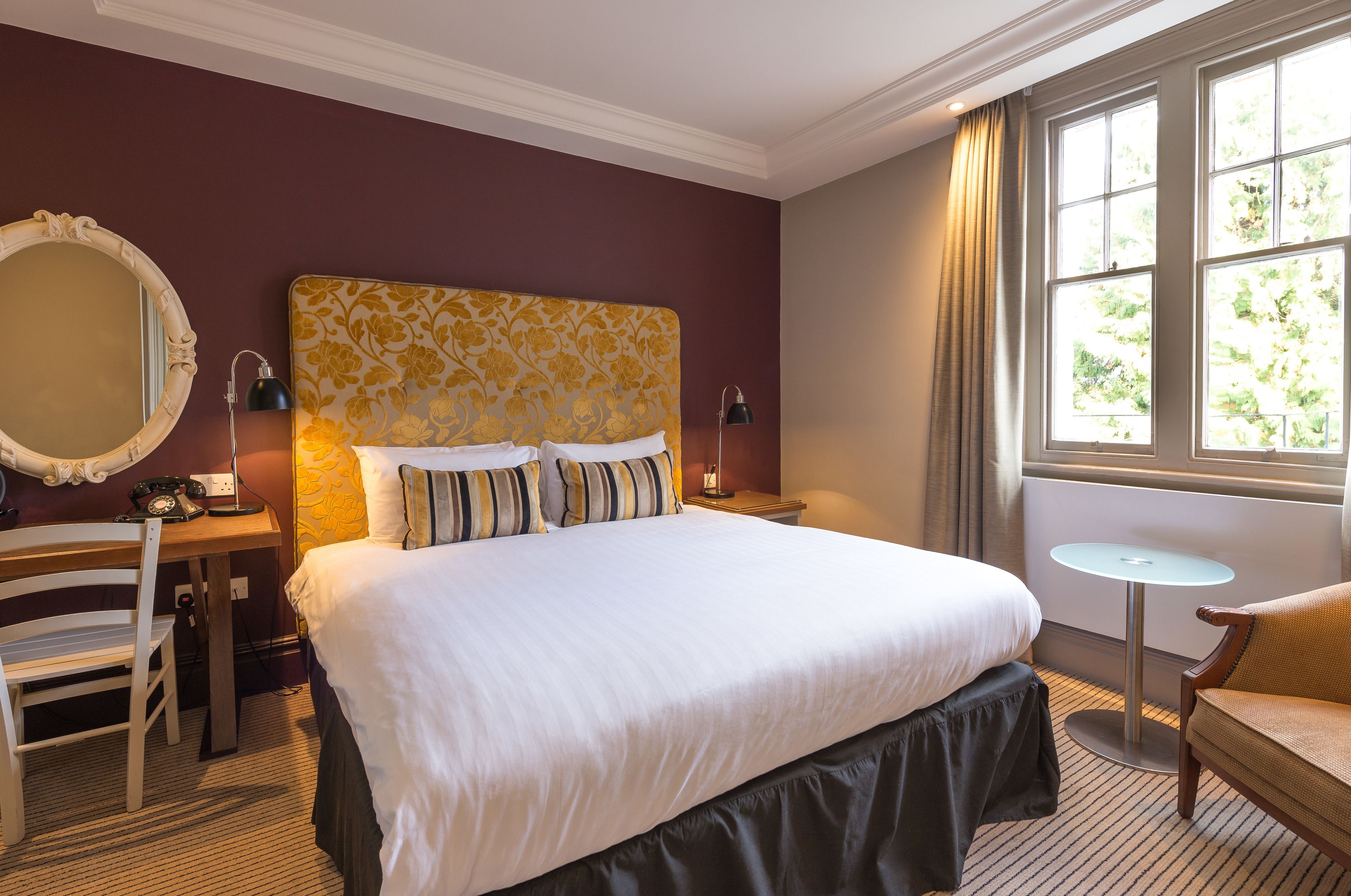 Photo - The Crown Manor House Hotel