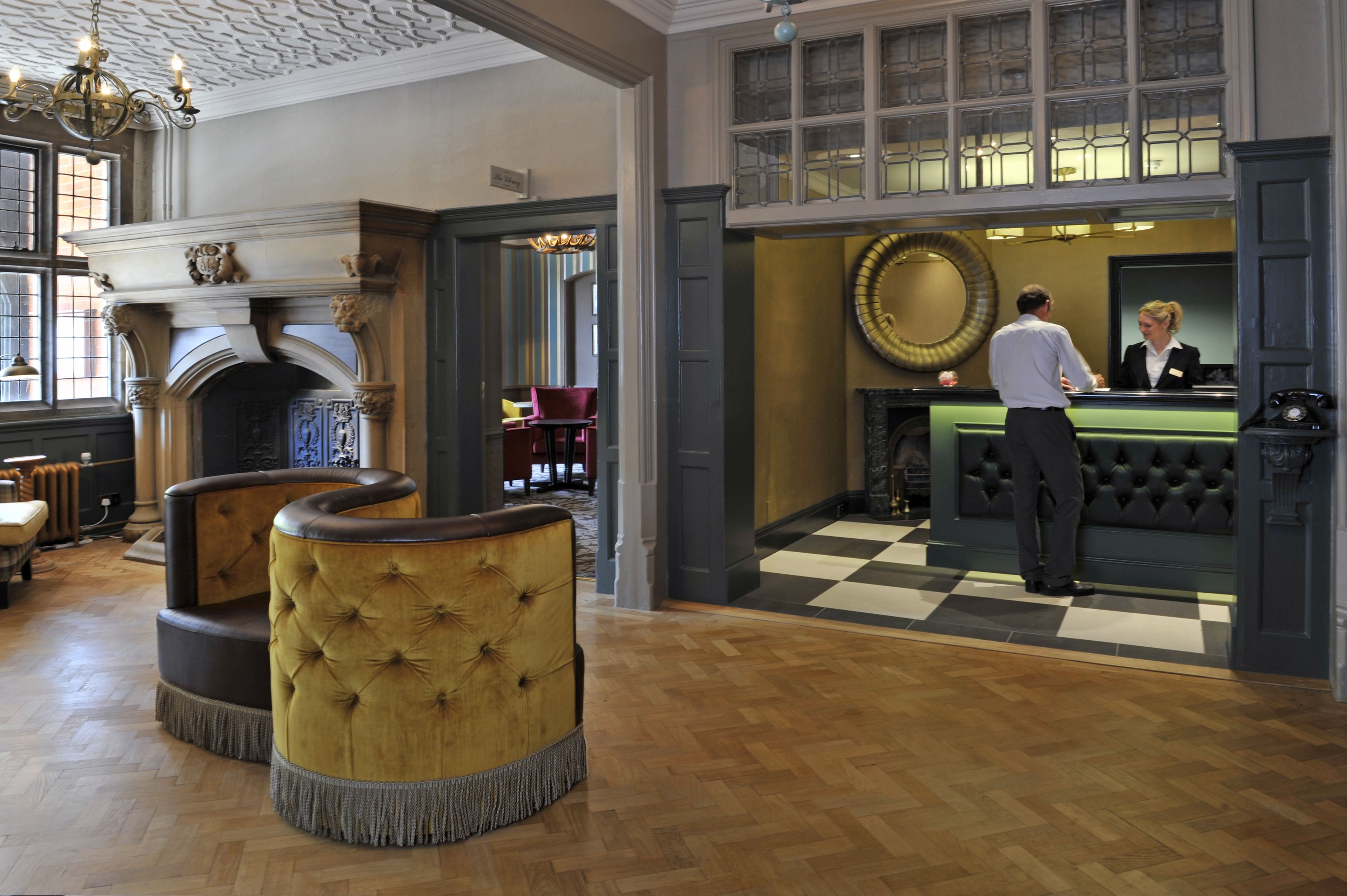 Photo - The Crown Manor House Hotel