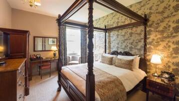 Double Room (with Four Poster Bed) | Cots/infant beds, free WiFi, bed sheets, alarm clocks