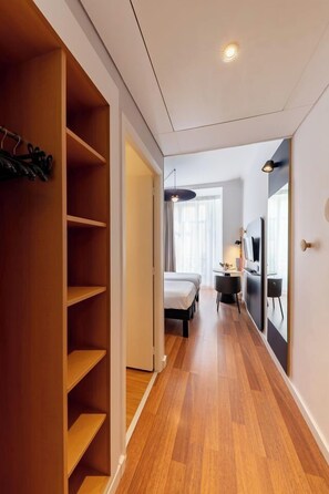 Standaard kamer, 2 eenpersoonsbedden | Luxe beddengoed, een bureau, verduisterende gordijnen