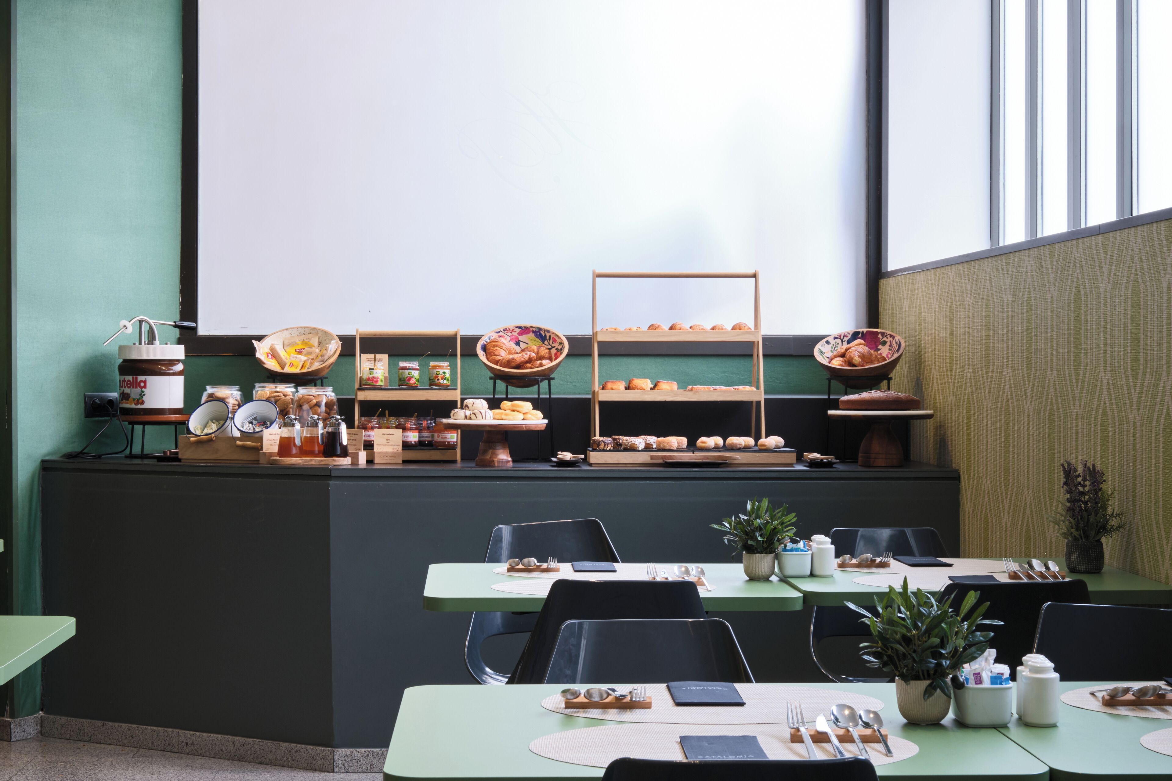 Frokostbuffé hver dag (EUR 17 per person)