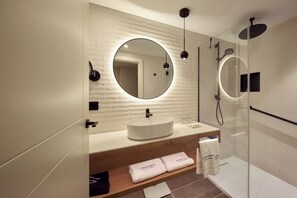 Eco-friendly toiletries, towels - Catalonia Park Putxet Hotel (Barcelona)