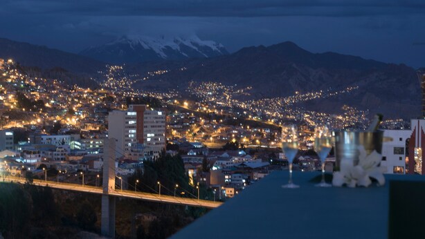 Mountain view - Camino Real Aparthotel, Downtown (La Paz)