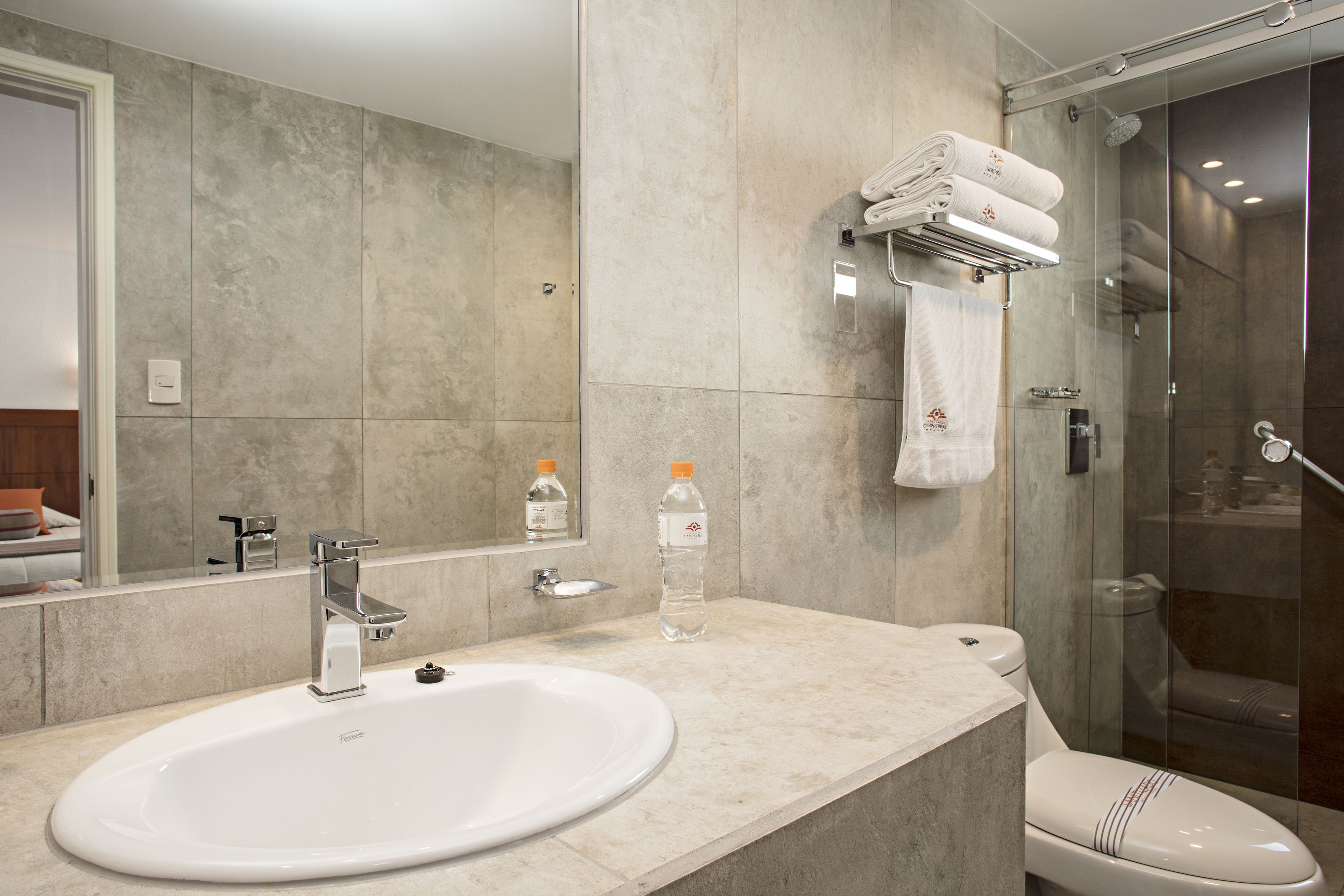 Photo - Camino Real Aparthotel, Downtown