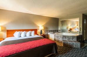 Jacuzzi King Room, 1 King Bed, Non Smoking | Schreibtisch, kostenloses WLAN, Bettwäsche