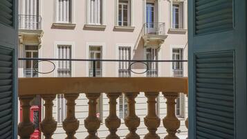 Habitación estándar con 1 cama matrimonial o 2 individuales, 1 habitación | Ropa de cama de alta calidad y minibar