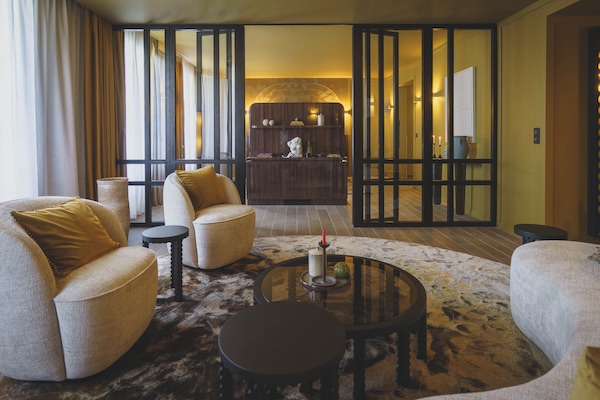 Junior Double or Twin Room, 1 Bedroom | 1 bedroom, premium bedding, minibar, in-room safe