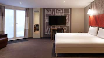 Premium bedding, desk, blackout curtains, soundproofing