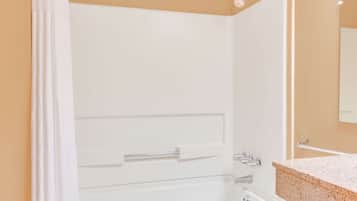 Kombinert dusj/badekar og dype avslapningsbadekar