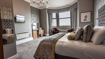 Superior Room, 1 Double Bed, Non Smoking | Hypo-allergenic bedding, desk, iron/ironing board