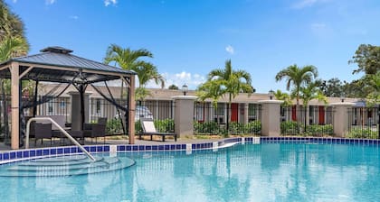 Super 8 by Wyndham Kissimmee/Orlando