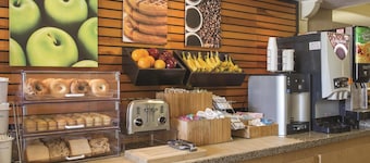 La Quinta Inn by Wyndham San Diego Chula Vista