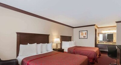 Days Inn by Wyndham Auburn
