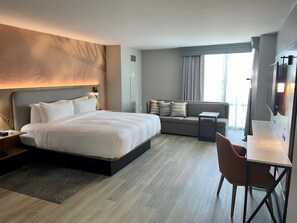 Room, 1 King Bed | Premium bedding, in-room safe, desk, laptop workspace