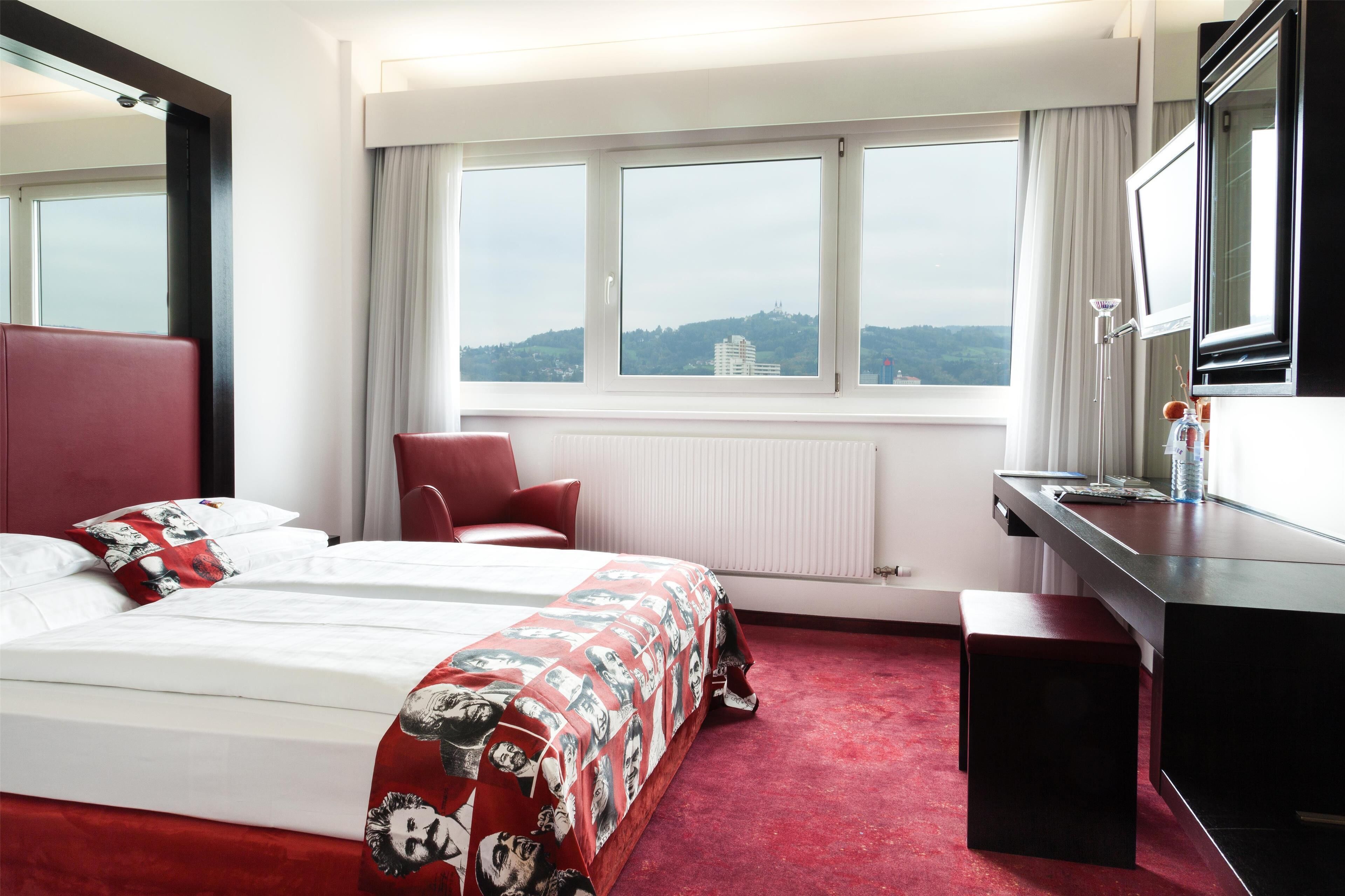 Superior Room | Premium bedding, pillowtop beds, in-room safe, desk