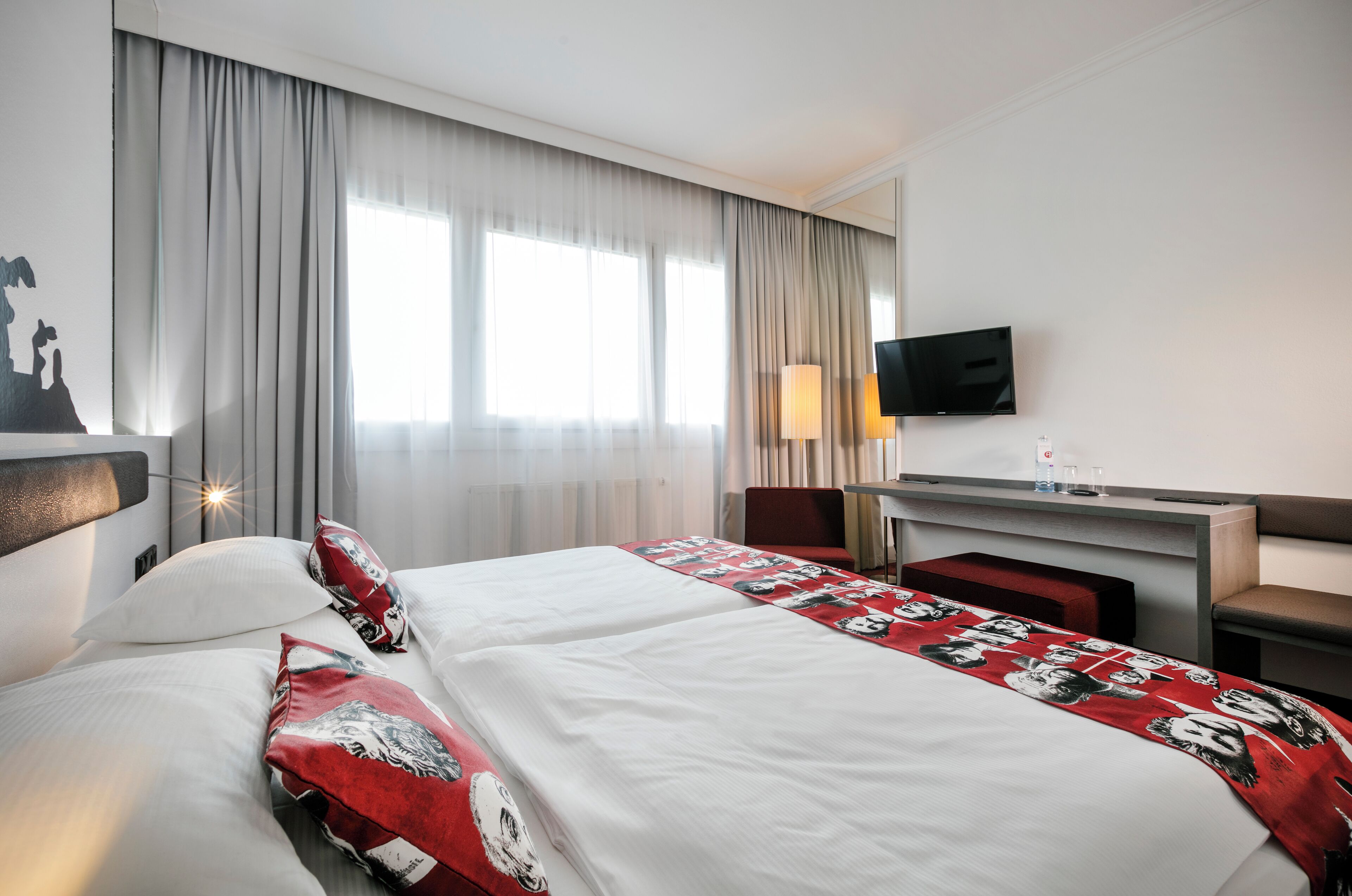 舒適客房, 河景 | 高級寢具、特厚豪華床墊、房內夾萬、書桌