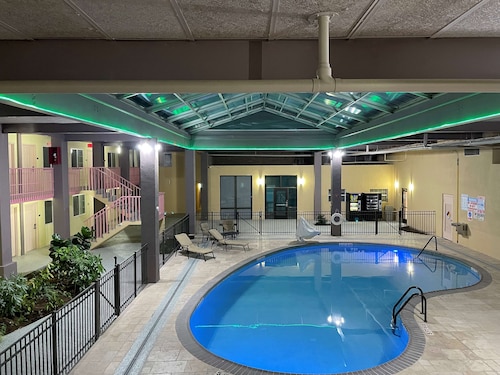 SureStay Plus Hotel by Best Western Odessa