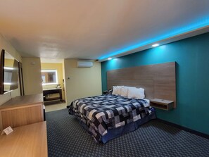 Soundproofing, iron/ironing board, free cots/infant beds, rollaway beds - SureStay Plus Hotel by Best Western Odessa (Odessa)