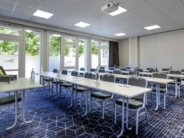 Toplantı salonu/imkânları