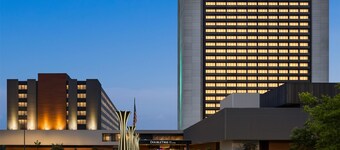 Doubletree by Hilton Bloomington - Minneapolis South