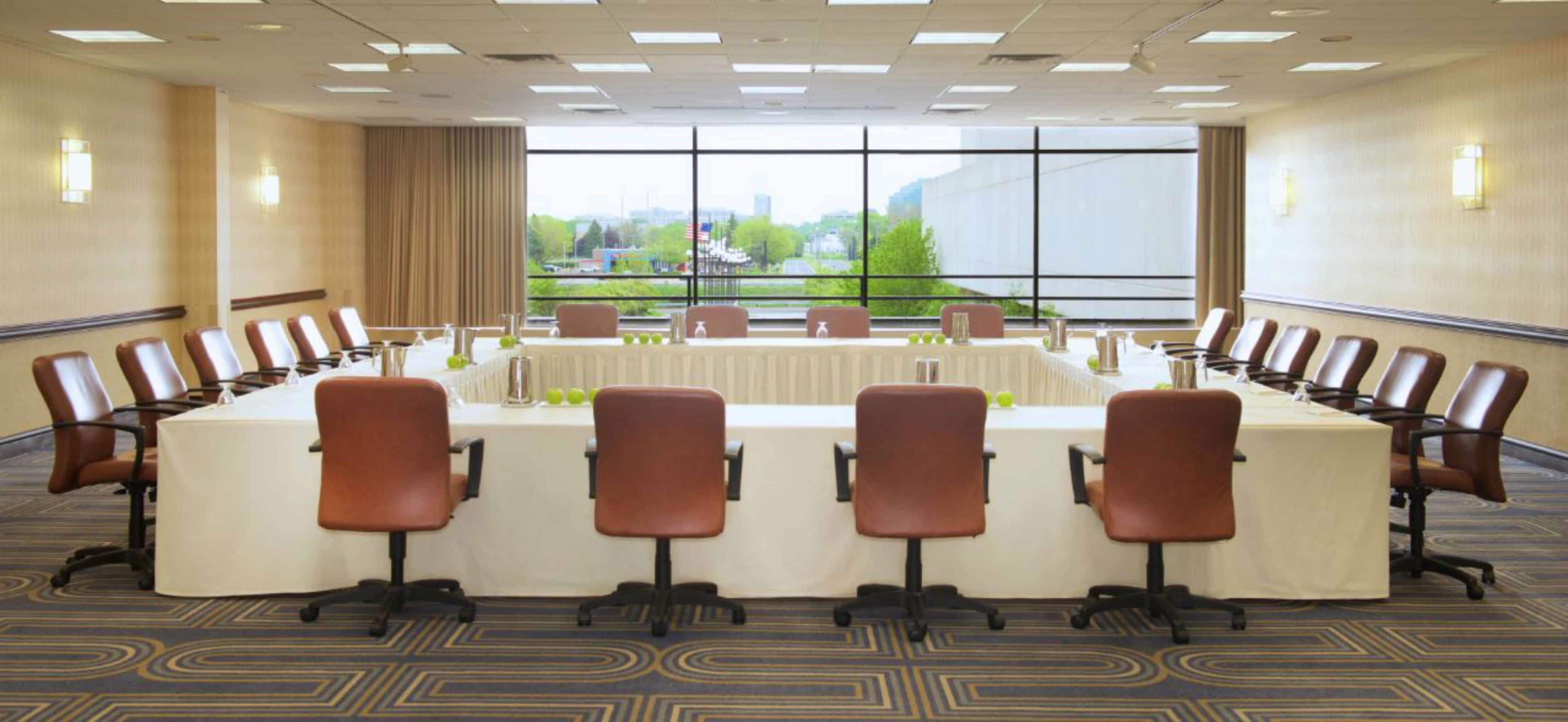 Photo - Doubletree by Hilton Bloomington - Minneapolis South
