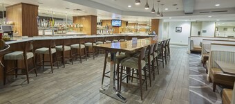 Doubletree by Hilton Bloomington - Minneapolis South
