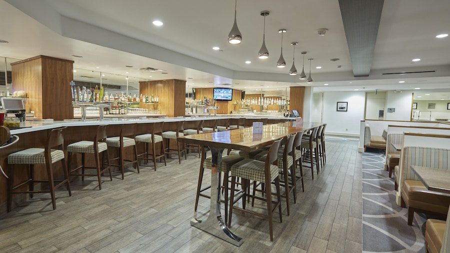 Doubletree by Hilton Bloomington - Minneapolis South
