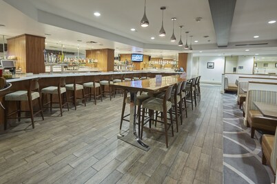 Doubletree by Hilton Bloomington - Minneapolis South