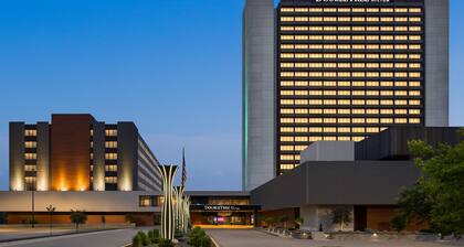 Doubletree by Hilton Bloomington - Minneapolis South