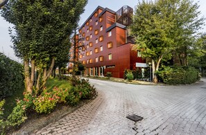 Front of property - Antony Hotel (Mestre)